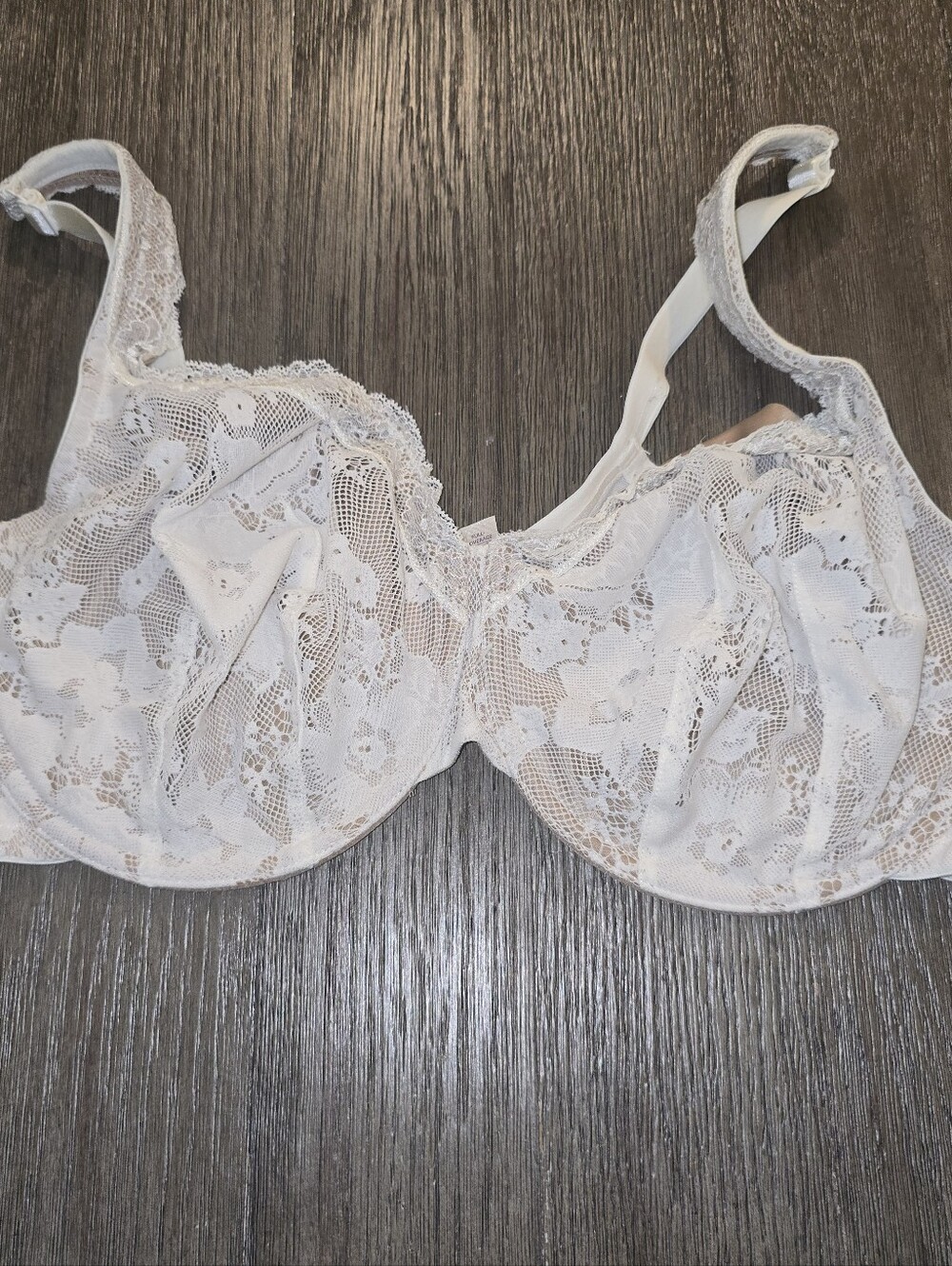 Cavique Sz. 42DD White Lace Linned Bra